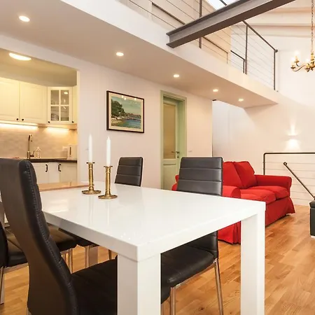 Amare Apartment
